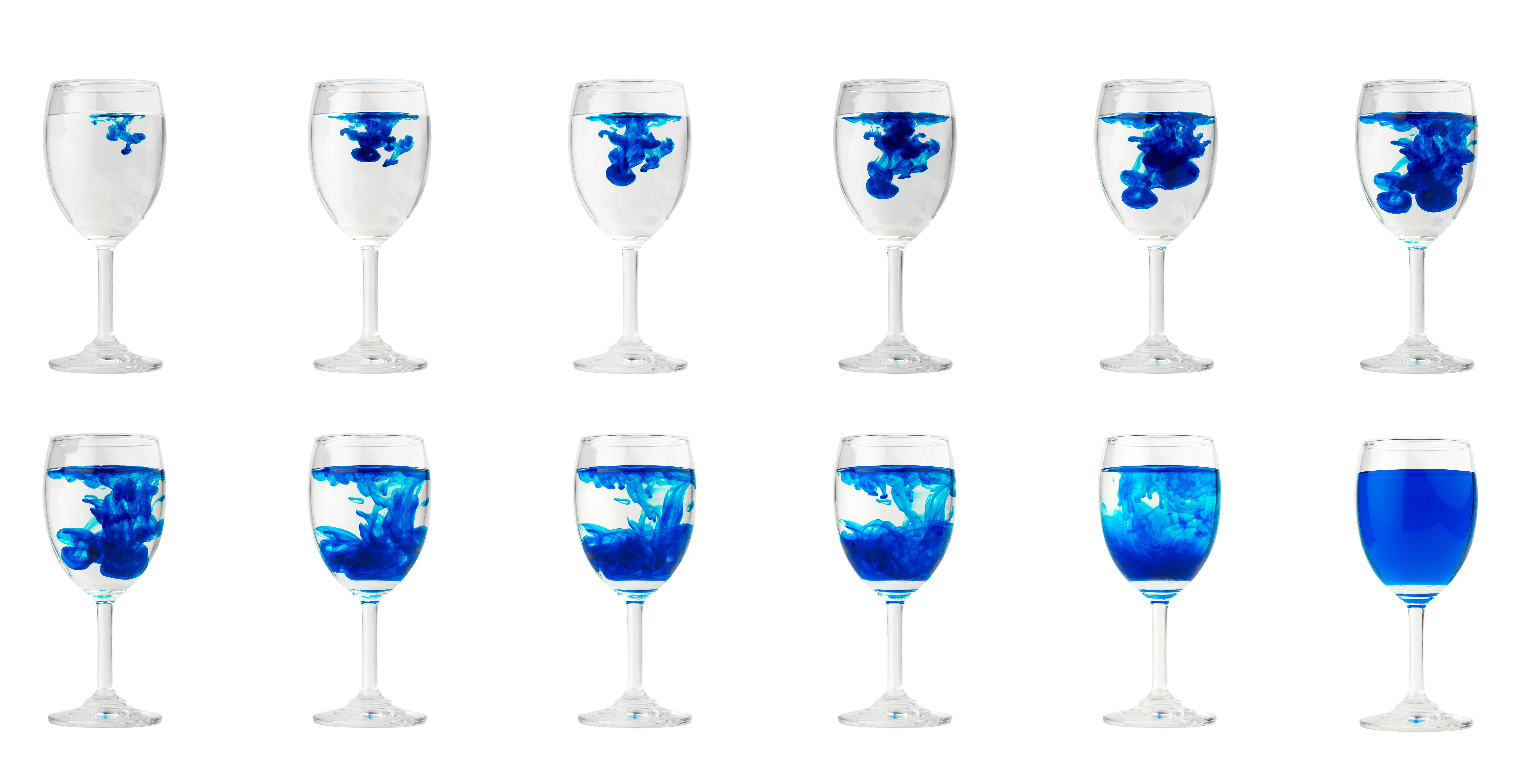 Illustration de la diffusion d’une goutte d’encre dans un verre d’eau. Image par Narudon Atsawalarpsakun disponible sur shutterstock ID 736860766, utilisée sous licence shutterstock standard.